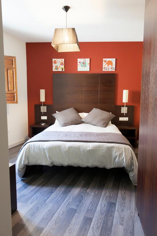 Apartamentos Sol De Mayo Ubeda  Phòng bức ảnh