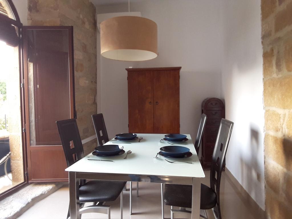 Apartamentos Sol De Mayo Ubeda  Ngoại thất bức ảnh